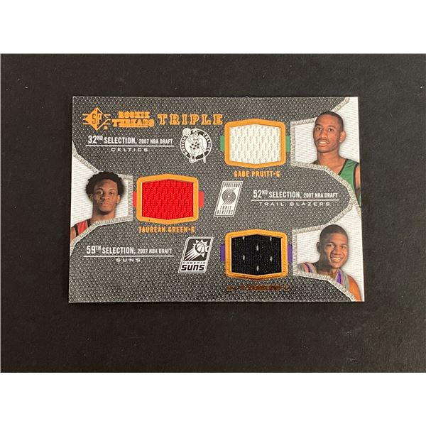 GABE PRUITT & TAUREAN GREEN & D.J STRAWBERRY TRIPLE JERSEY CARD