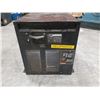 Image 2 : LINCOLN POWER WAVE I400 WELDER
