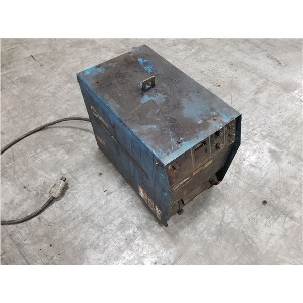 MILLER (SER # KF861655) MAXTRON 450 CC/CV WELDER