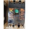 Image 2 : LOT OF FUJI SA33B CIRCUIT BREAKER