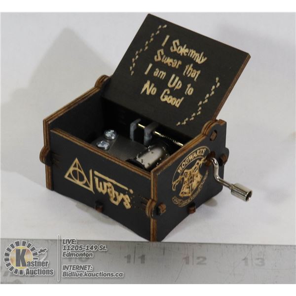 HARRY POTTER ENGRAVED HAND CRANK MUSIC BOX
