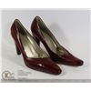 Image 1 : PAIR OF NEW VIANNI COLLECTION BURGUNDY DRESS
