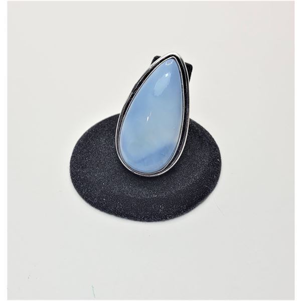 22)  LARGE TEAR DROP BLUE BOULDER OPAL RING