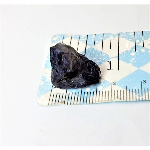 8)  NATURAL UNHEATED ROUGH IOLITE PURPLE