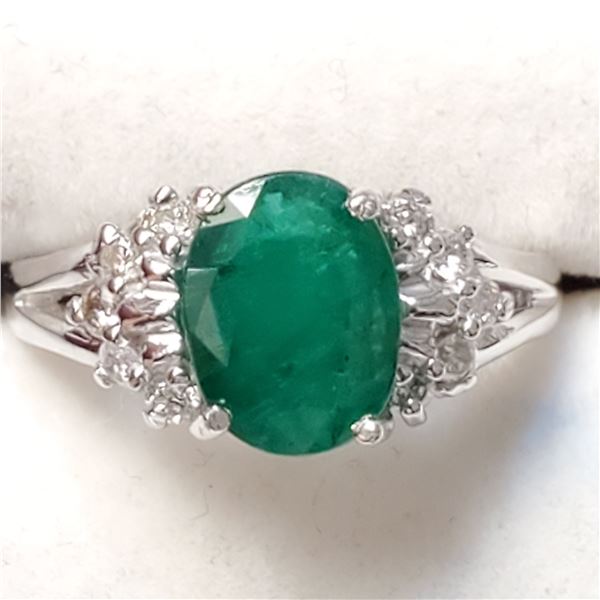 10K WHITE GOLD EMERALD(1.7CT) DIAMOND(0.2CT)
