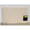 Image 1 : NEW LUXURIOUS MEMORY FOAM BATH MAT