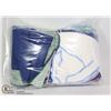 Image 1 : BAG W/ 20 MICROFIBER CLEANING CLOTHS -