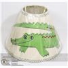 Image 1 : NEW- LAMPSHADE 10X7 GREEN ALLIGATOR
