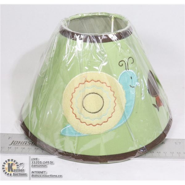 NEW- LAMPSHADE 10X7 GREEN/SNAIL
