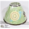 Image 1 : NEW- LAMPSHADE 10X7 GREEN/SNAIL