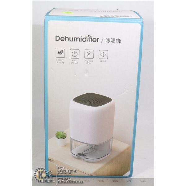 DEHUMIDIFIER WITH AUTO SHUTOFF, 7 COLOR LIGHT,