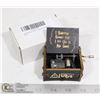 Image 1 : HARRY POTTER ENGRAVED HAND CRANK MUSIC BOX