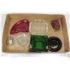 Image 1 : UNCLAIMED FLAT OF ASHTRAYS, LIGHTERS, AND
