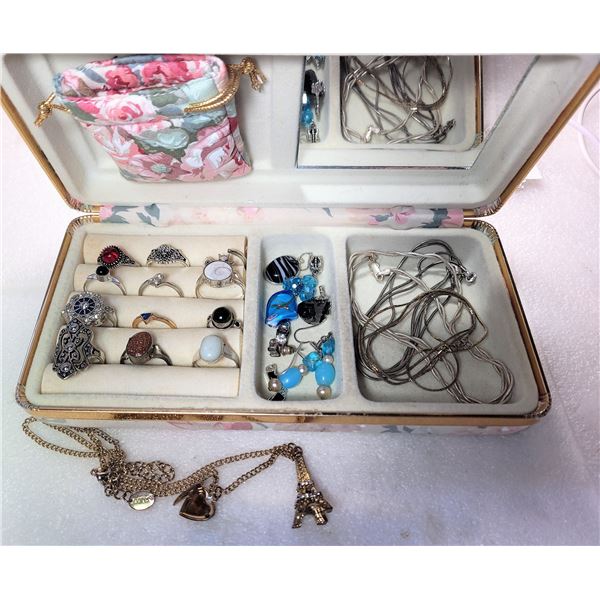 21)  PADDED FLORAL SILK JEWELRY BOX WITH
