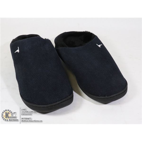 SIZE 38/39 SLIPPERS