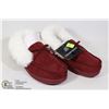 Image 1 : SIZE US 9 SLIPPERS