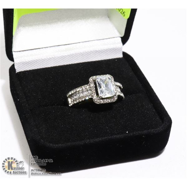 SILVER CZ RING SZ 8