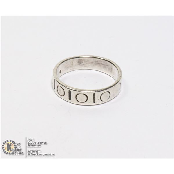 925 SILVER BAND WITH CIRCLES AND LINES