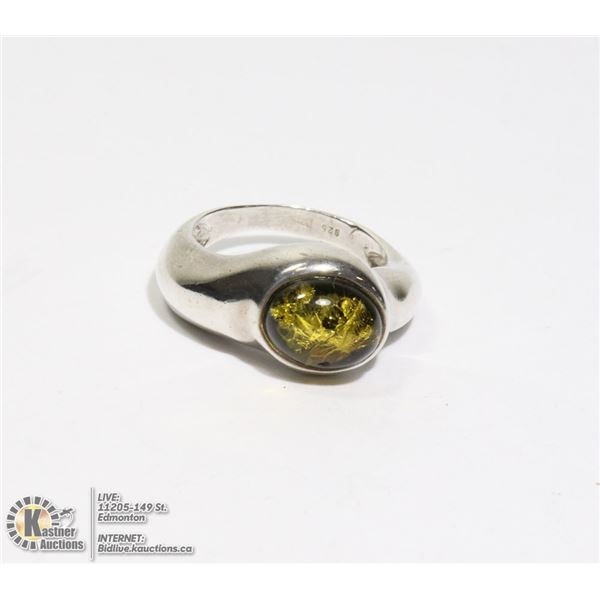 SILVER RING WITH SMOKY QUARTZ STONE