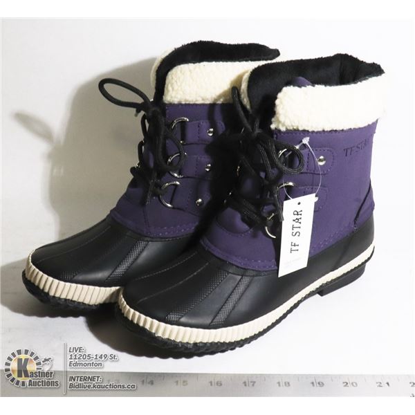 WOMENS PURPLE WATERPROOF BOOTS SIZE 7