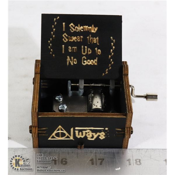 HARRY POTTER ENGRAVED HAND CRANK MUSIC BOX