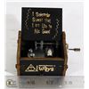 Image 1 : HARRY POTTER ENGRAVED HAND CRANK MUSIC BOX