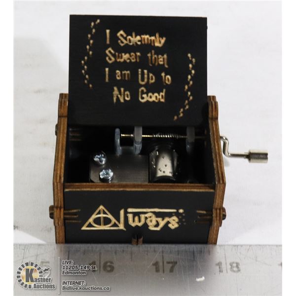 HARRY POTTER ENGRAVED HAND CRANK MUSIC BOX