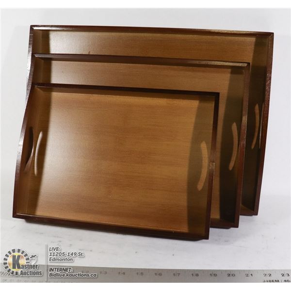 SET OF THREE WOODEN SERVING TRAYS