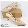 Image 1 : NEW PAIR OF NUDE HEELS BEIGE SIZE EU 41