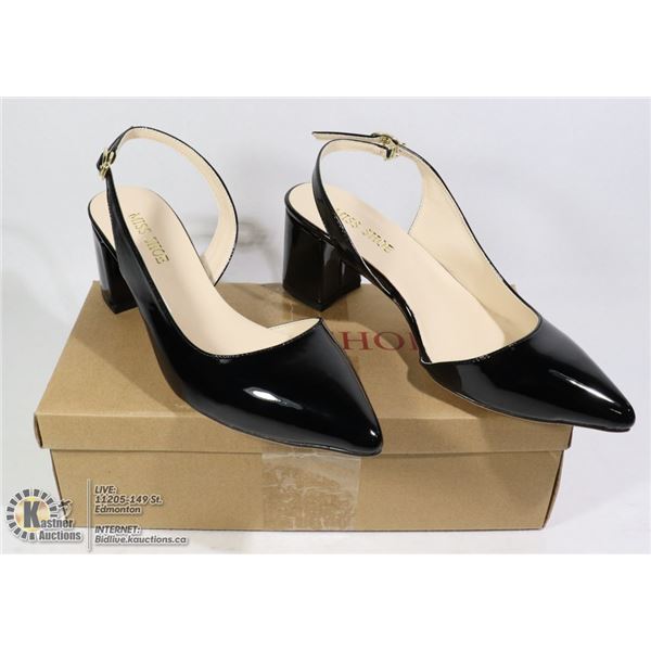 NEW PAIR OF BLACK WOMEN'S SANDALS SIZE 39