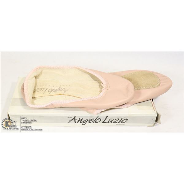 ANGELO LUZIO #200 BALLET SHOES SIZE 4 1/2B 855