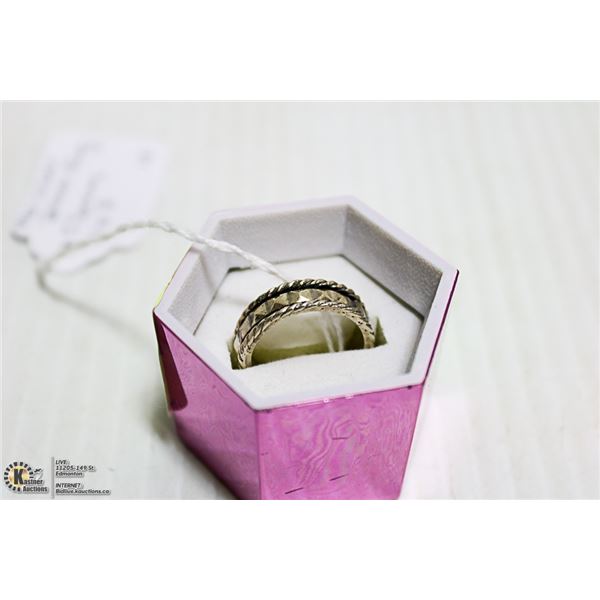 NEW SILVER SPINNER RING 5.3 GRAMS SIZE 8