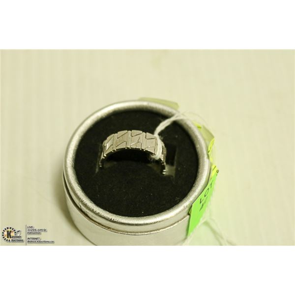 MENS .925 SILVER RING 10.2 GRAMS, SIZE 10.5