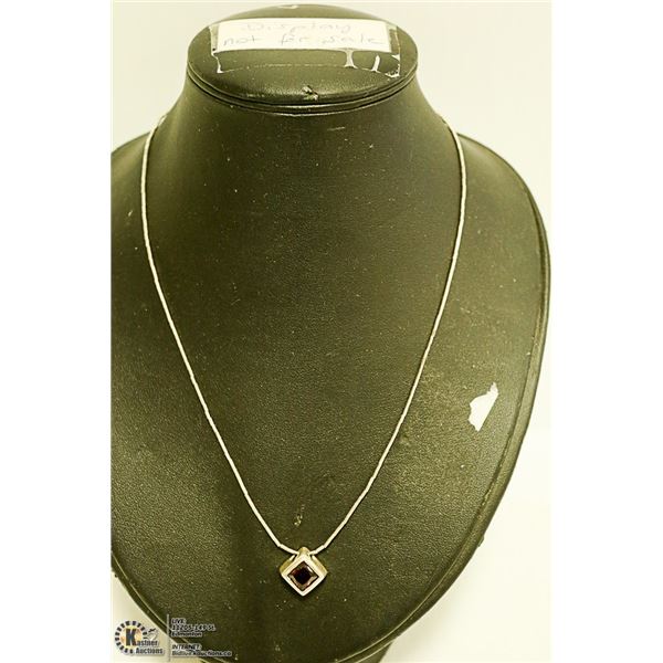 GARNET AND STERLING SILVER NECKLACE
