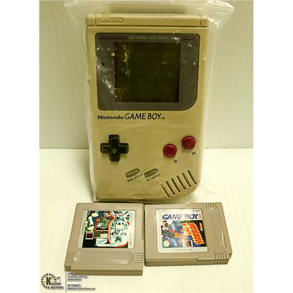 NINTENDO GAMEBOY WITH 2 GAMES WORKS