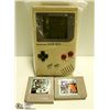 Image 1 : NINTENDO GAMEBOY WITH 2 GAMES WORKS