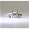 Image 2 : 25) 10 KARAT WHITE GOLD FANCY CUT DIAMOND RING.