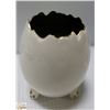 Image 1 : FABERGE EGG WHITE GOLD COLORED TRIM