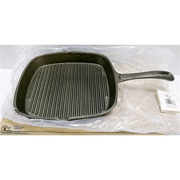 NEW 9" X 9" SQUARE CAST IRON SKILLETS