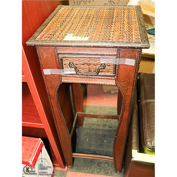 SOLID WOOD SIDE TABLE WITH DRAWER