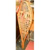 Image 1 : VINTAGE WOOD TORPEDO SNOW SHOES 12X42