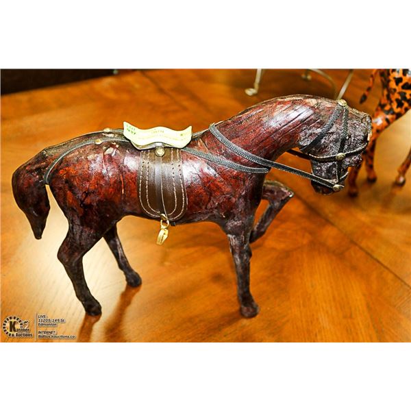 HANDCRAFTED LEATHER BROWN HORSE