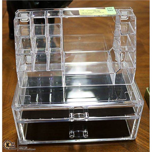 SMALL CLEAR COSMETIC ORGANIZER