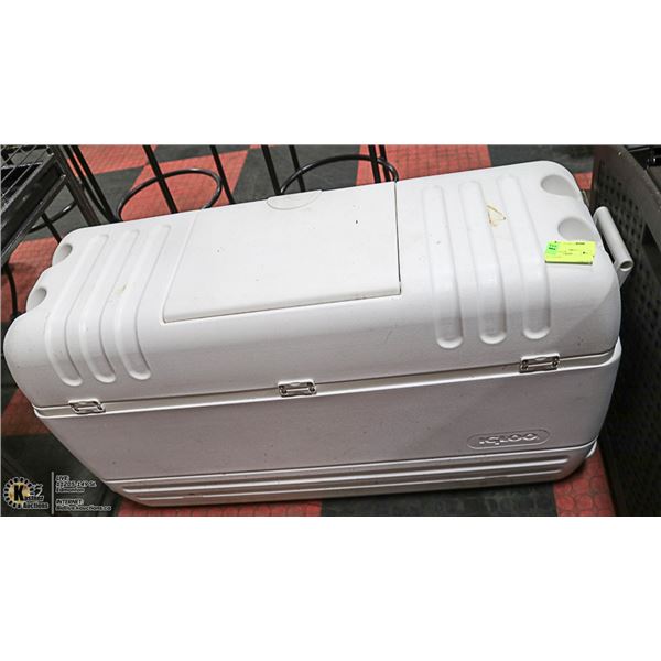 40" IGLOO COOLER