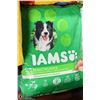 Image 1 : 13.61KG BAG IAMS MINI CHUNKS CHICKEN AND WHOLE