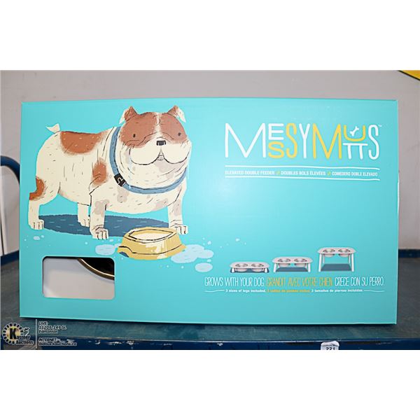 ELEVATED DOUBLE FEEDER DOG BOWL SET