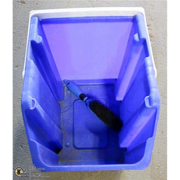 ORBIS WASH BUCKET AND BRUSH