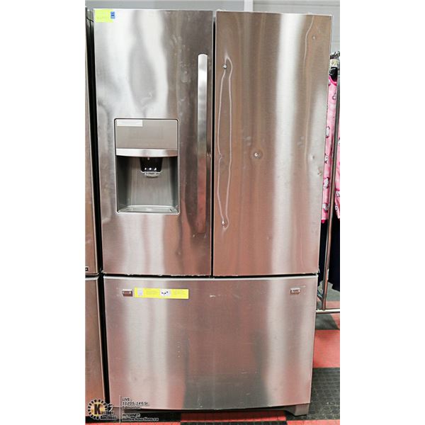 FRIGIDAIRE 26.8 CU FT FRENCH DOOR REFRIGERATOR
