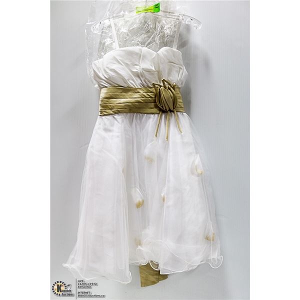 NEW - KIDS SZ 6X WHITE/BEIGE FORMAL. WEDDING