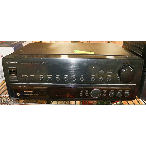 VINTAGE PIONEER RECIEVER